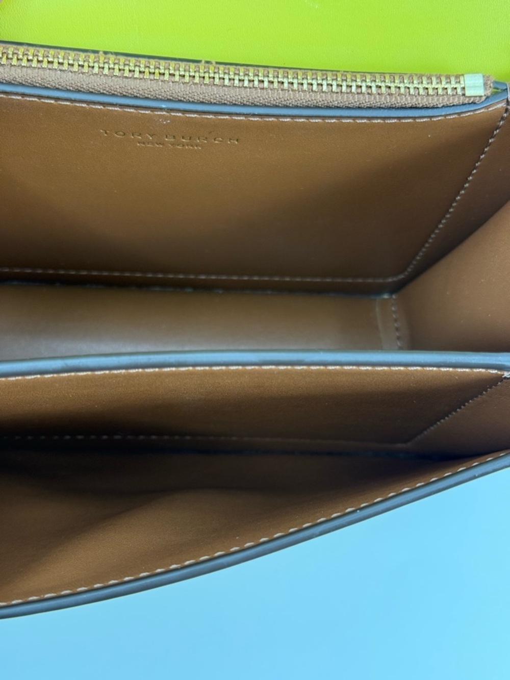 Tory Burch Eleanor Small Convertible Lime Green Leather Crossbody Shoulder Bag - Picture 9 of 17